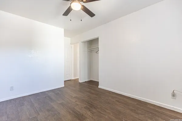 $825 | 7115 Glen Terrace, Unit 3, San Antonio, TX 78239