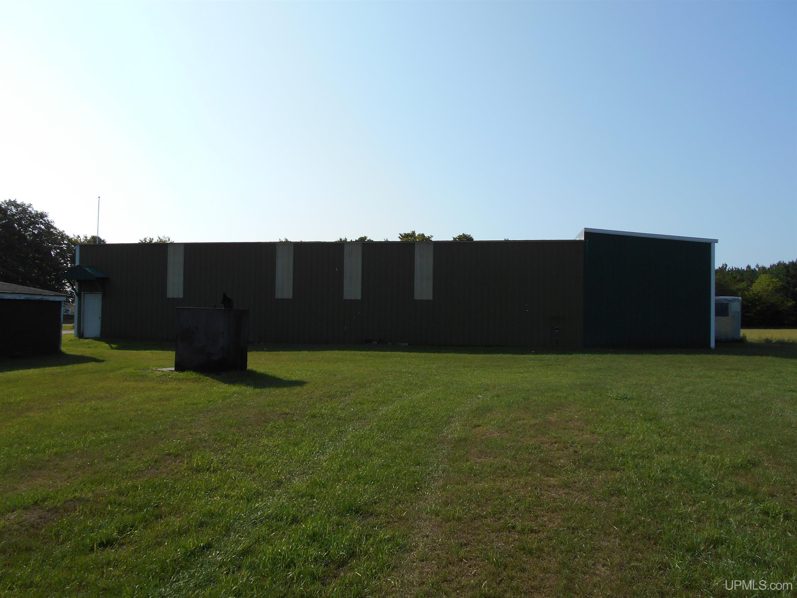 1727 N West Kendall Road Manistique, MI 49854 - Photo 30 of 49