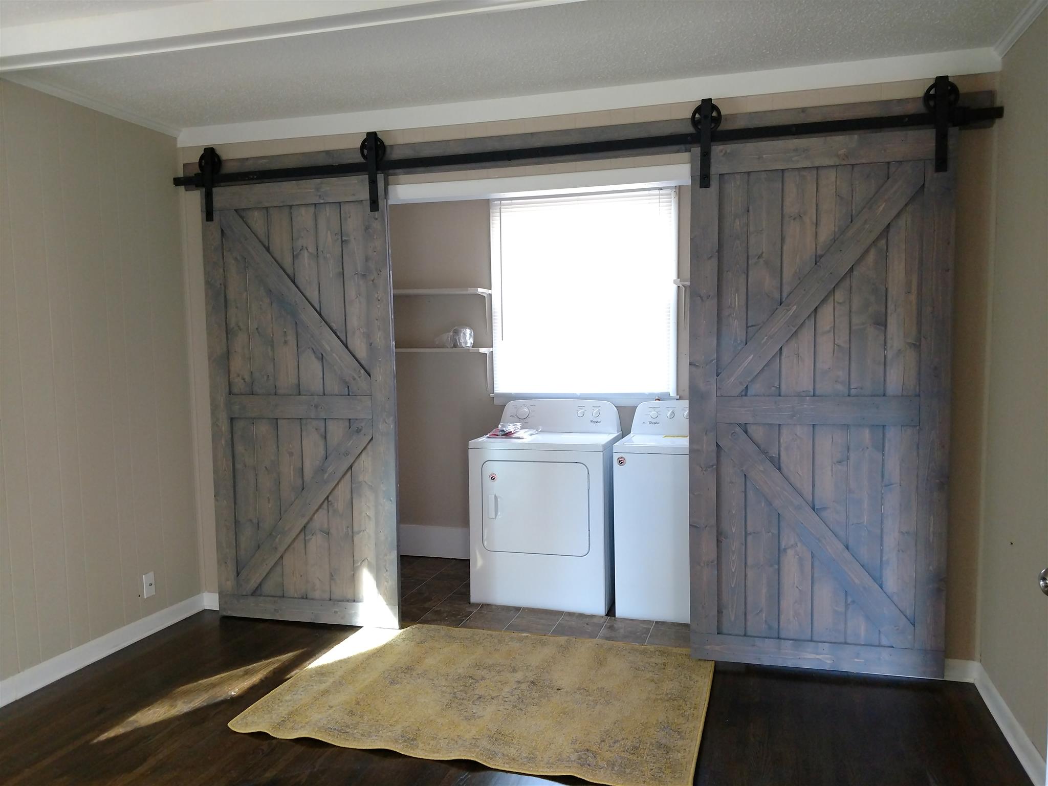 308 Notgrass Road Clarksville, TN 37042 - Photo 17 of 19 a utility room with dryer and washer