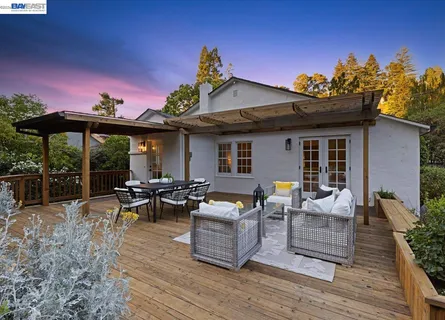 $998,000 | 1731 Mountain Boulevard, Oakland, CA 94611