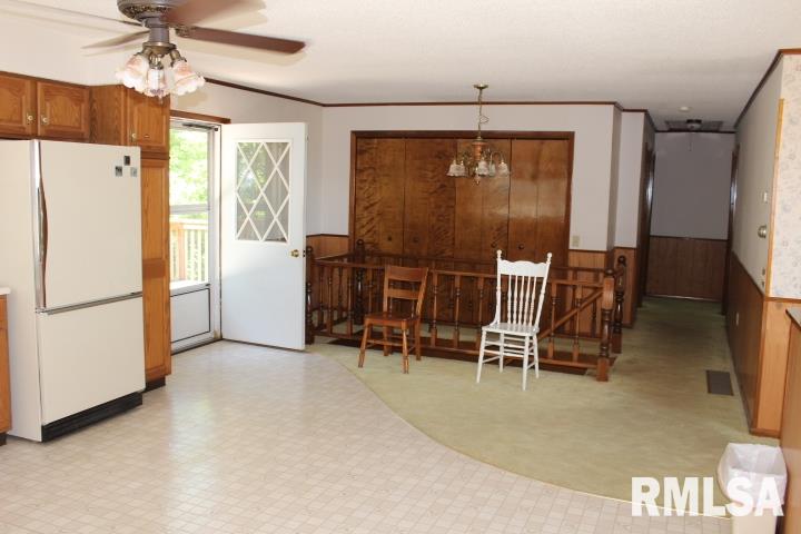 1521 North Quarry Road Trivoli, IL 61569 - Photo 13 of 50