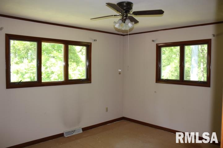 1521 North Quarry Road Trivoli, IL 61569 - Photo 17 of 50