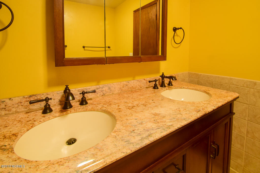 437 Tuttles Grove Road Beaufort, NC 28516 - Photo 12 of 30 DSC_0706-2
