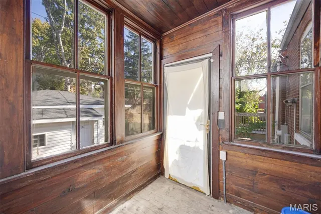 $110,000 | 3515 Itaska Street, St. Louis, MO 63111