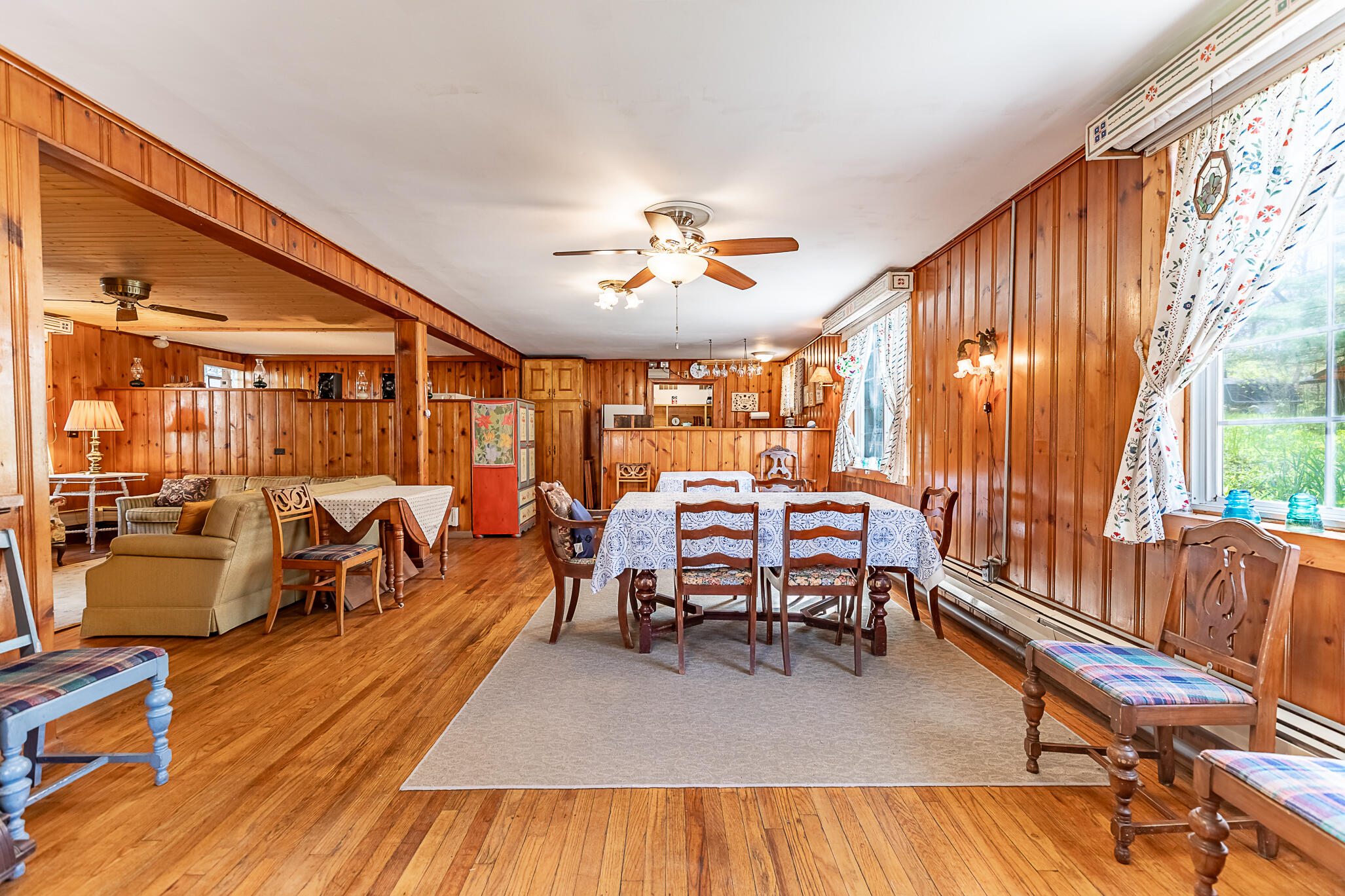 33 Lake Shore County Road Beverly Shores, IN 46301 - Photo 7 of 59 2054x1369