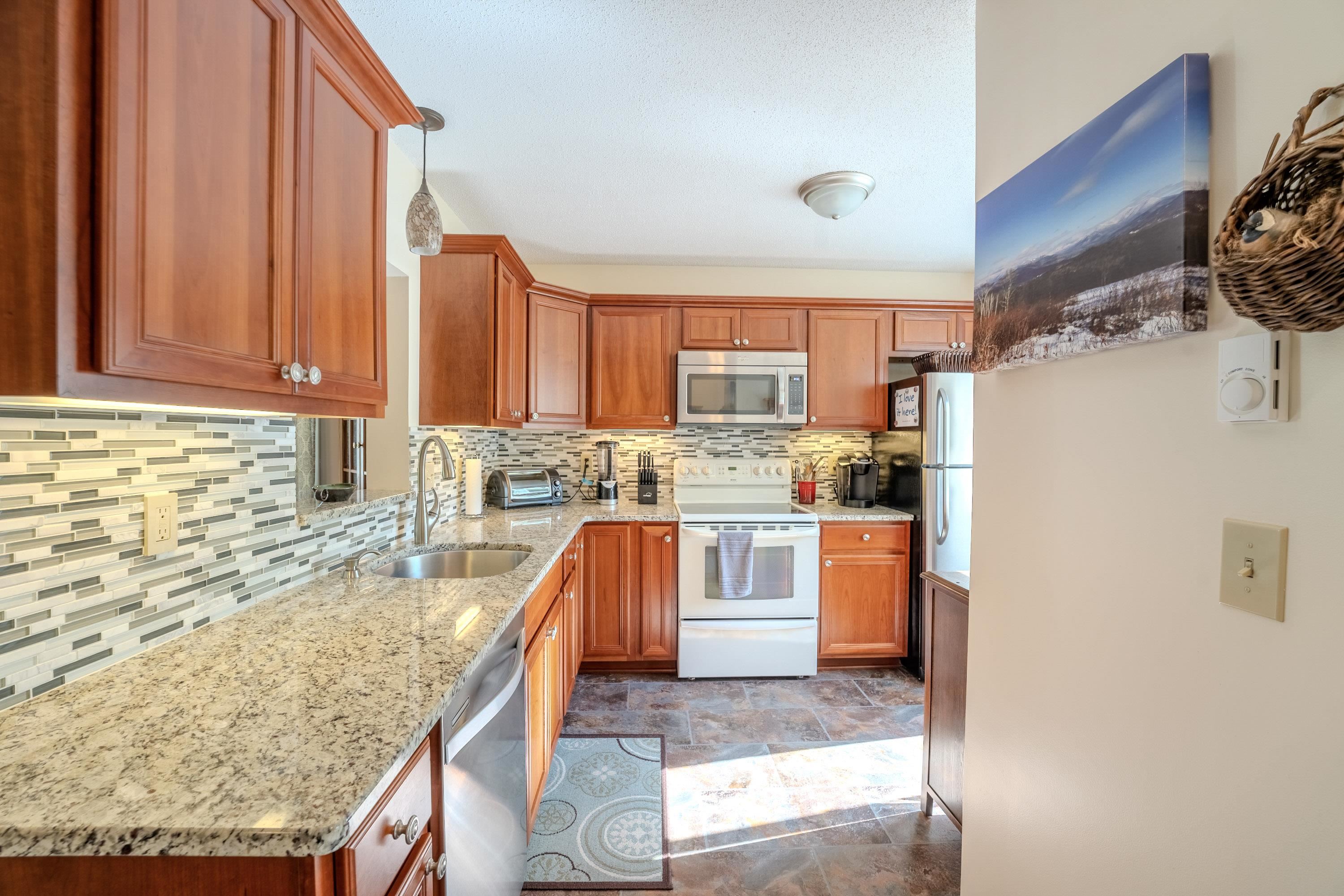 68 Star Ridge Road, Unit C24 Thornton, NH 03285 - Photo 5 of 40 Gallery Image 5
