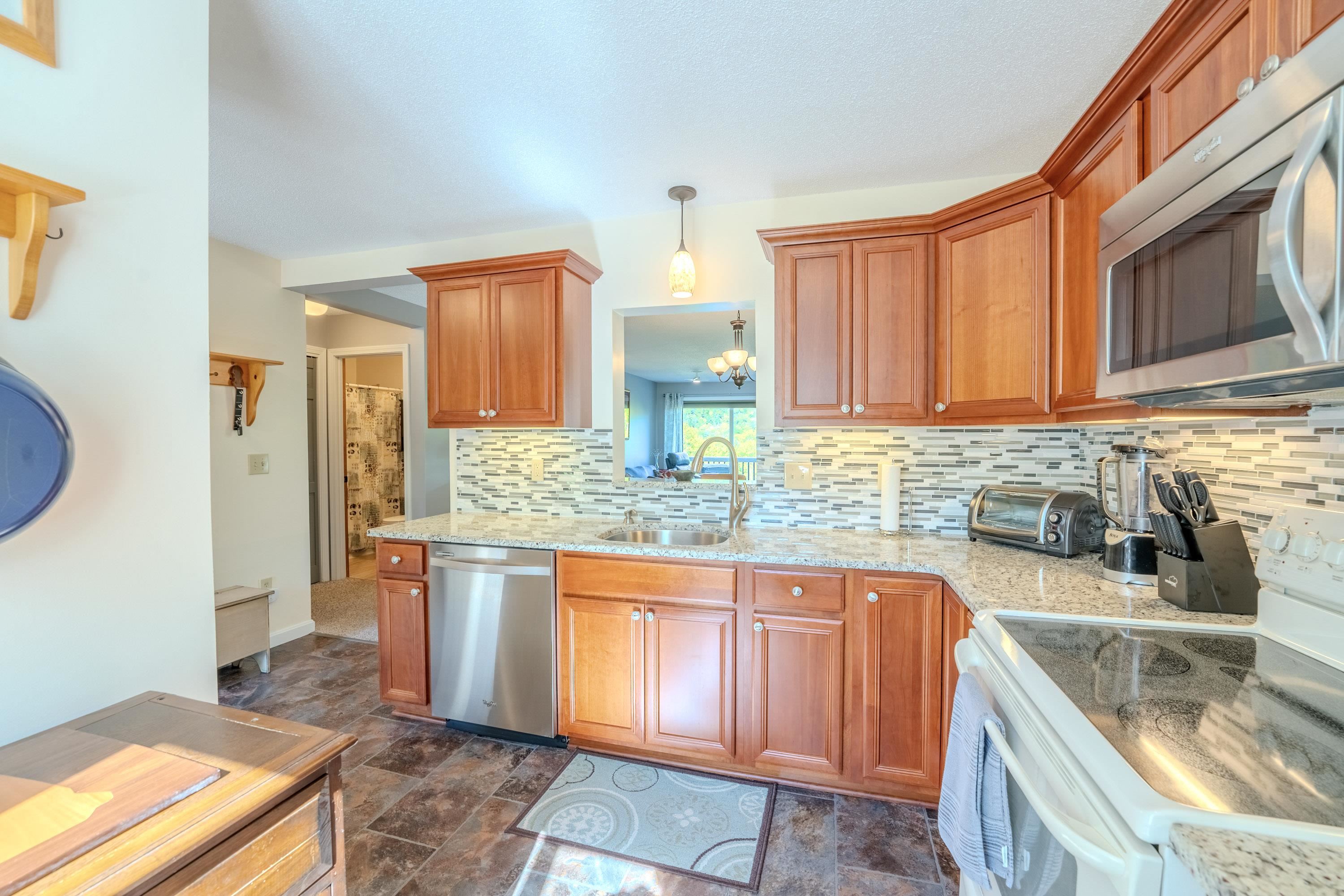 68 Star Ridge Road, Unit C24 Thornton, NH 03285 - Photo 6 of 40 Gallery Image 6