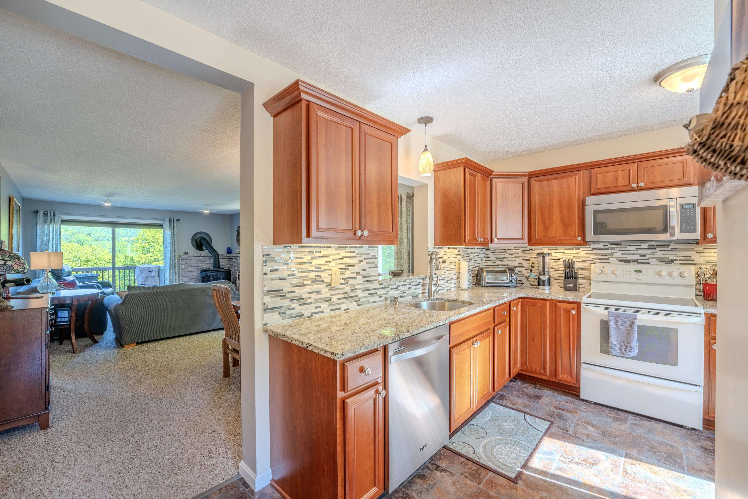 68 Star Ridge Road, Unit C24 Thornton, NH 03285 - Photo 7 of 40 Gallery Image 7