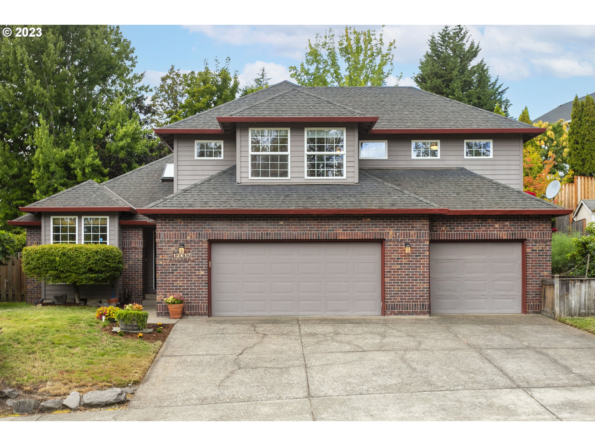 12417 Southwest Sheldrake Way Beaverton, OR 97007 - Photo 1 of 45 Gallery Image 1