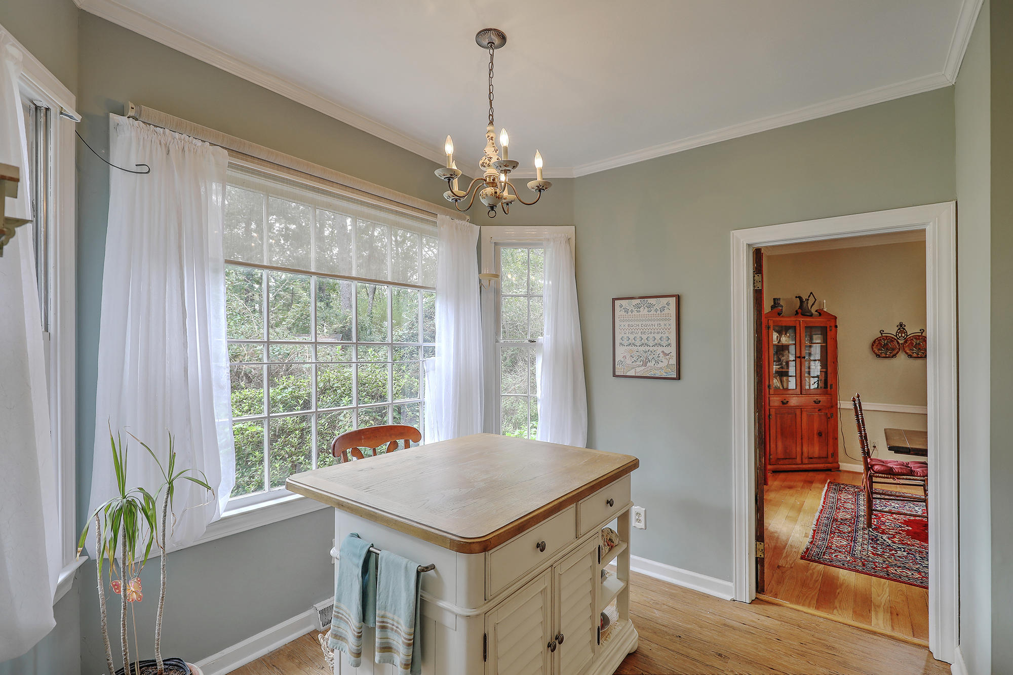 303 Huntington Road Summerville, SC 29483 - Photo 16 of 45 Eat-In Area