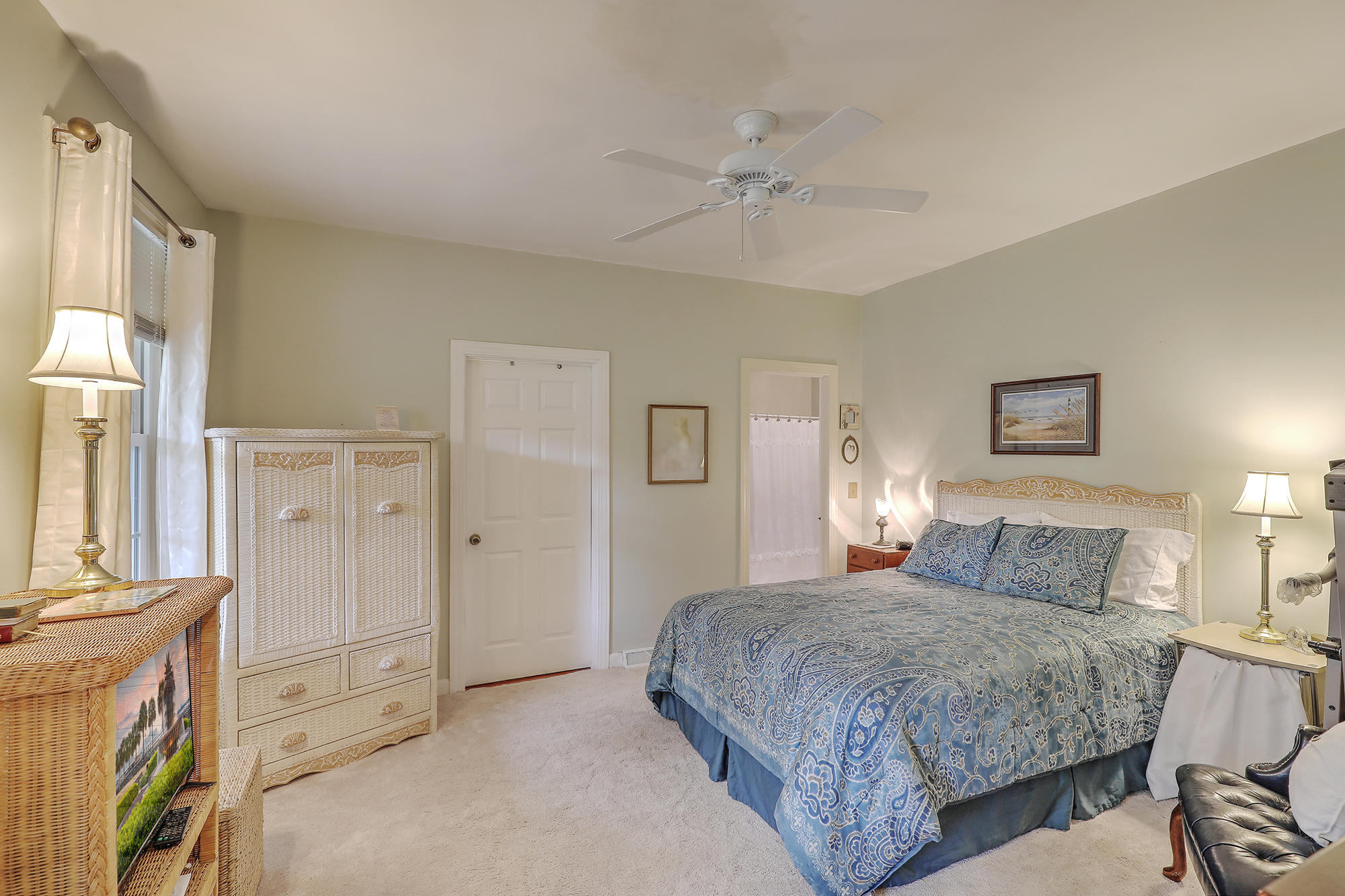 303 Huntington Road Summerville, SC 29483 - Photo 23 of 45 Master Down