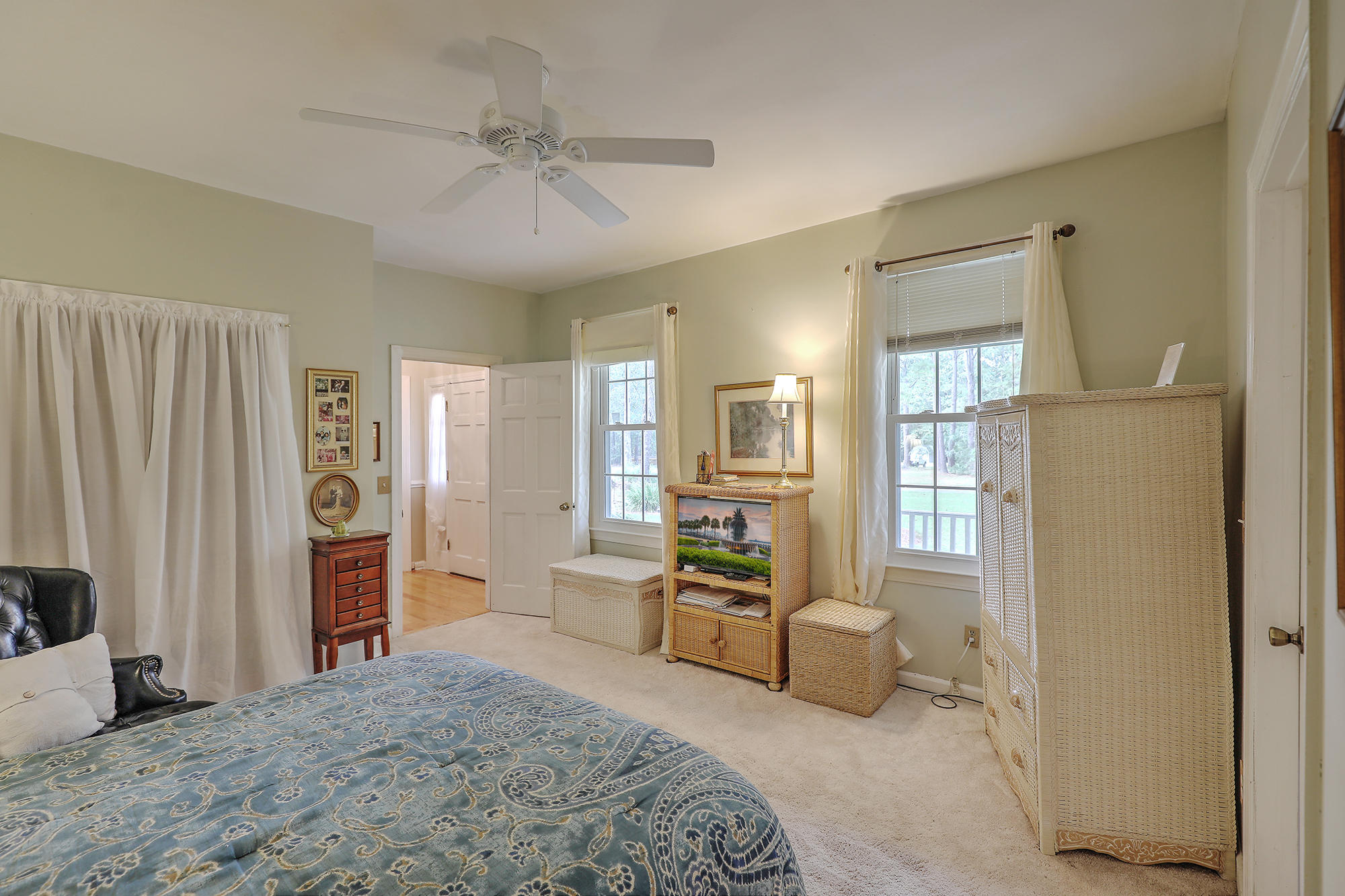 303 Huntington Road Summerville, SC 29483 - Photo 24 of 45 Master Down