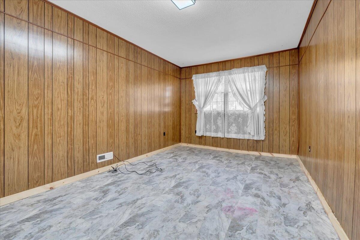 648 Griffith Highway Jasper, TN 37347 - Photo 16 of 21