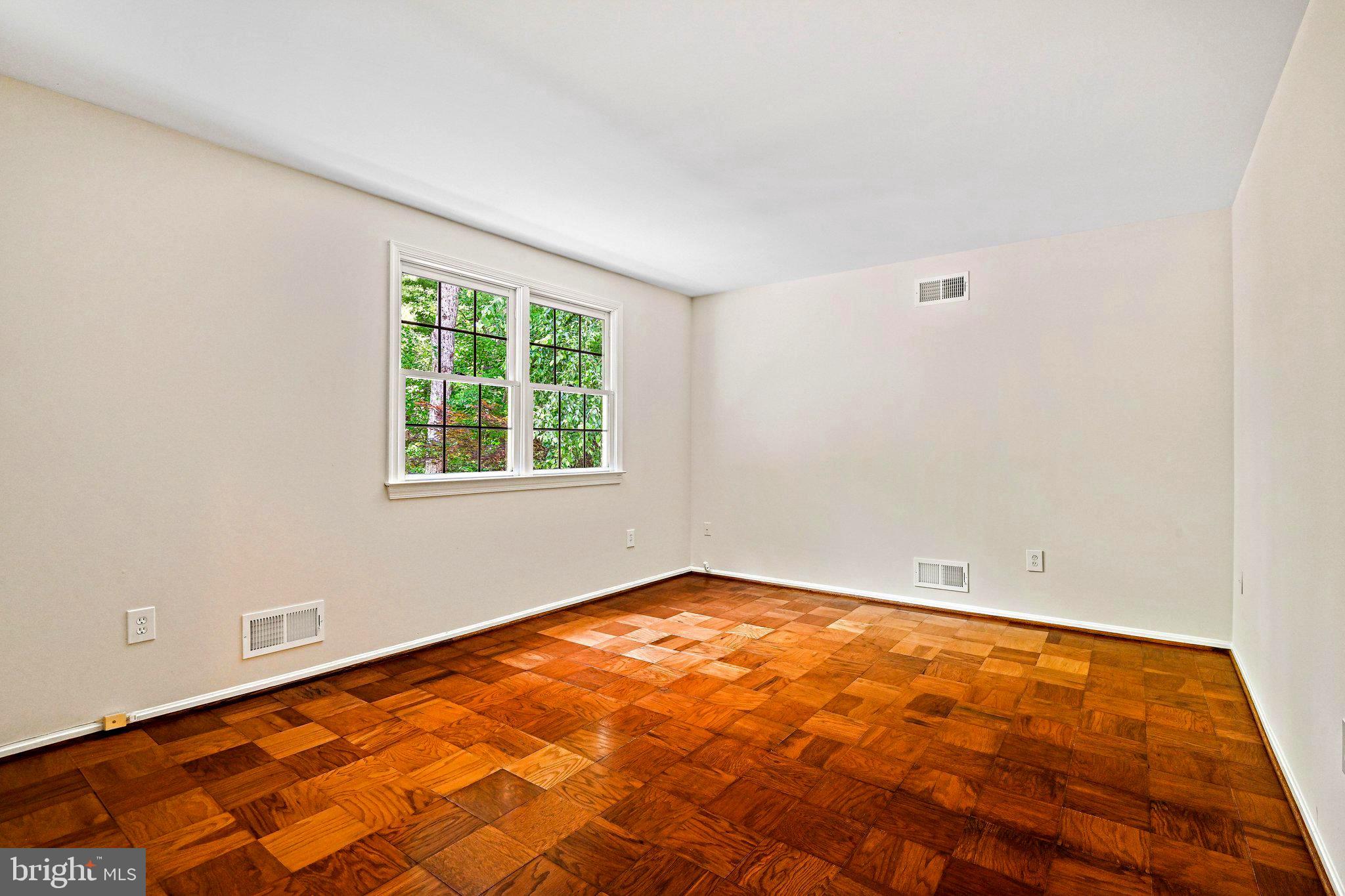 11311 Handlebar Road Reston, VA 20191 - Photo 56 of 78 BR 3 Faces Back