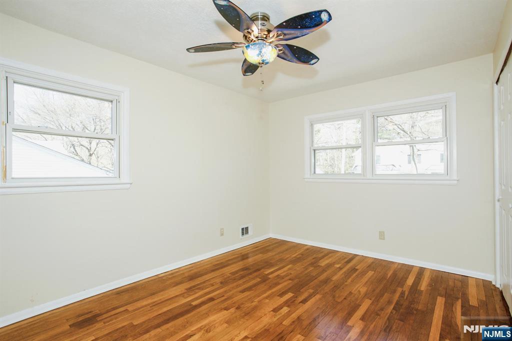 126 Morningside Road Paramus, NJ 07652 - Photo 10 of 18