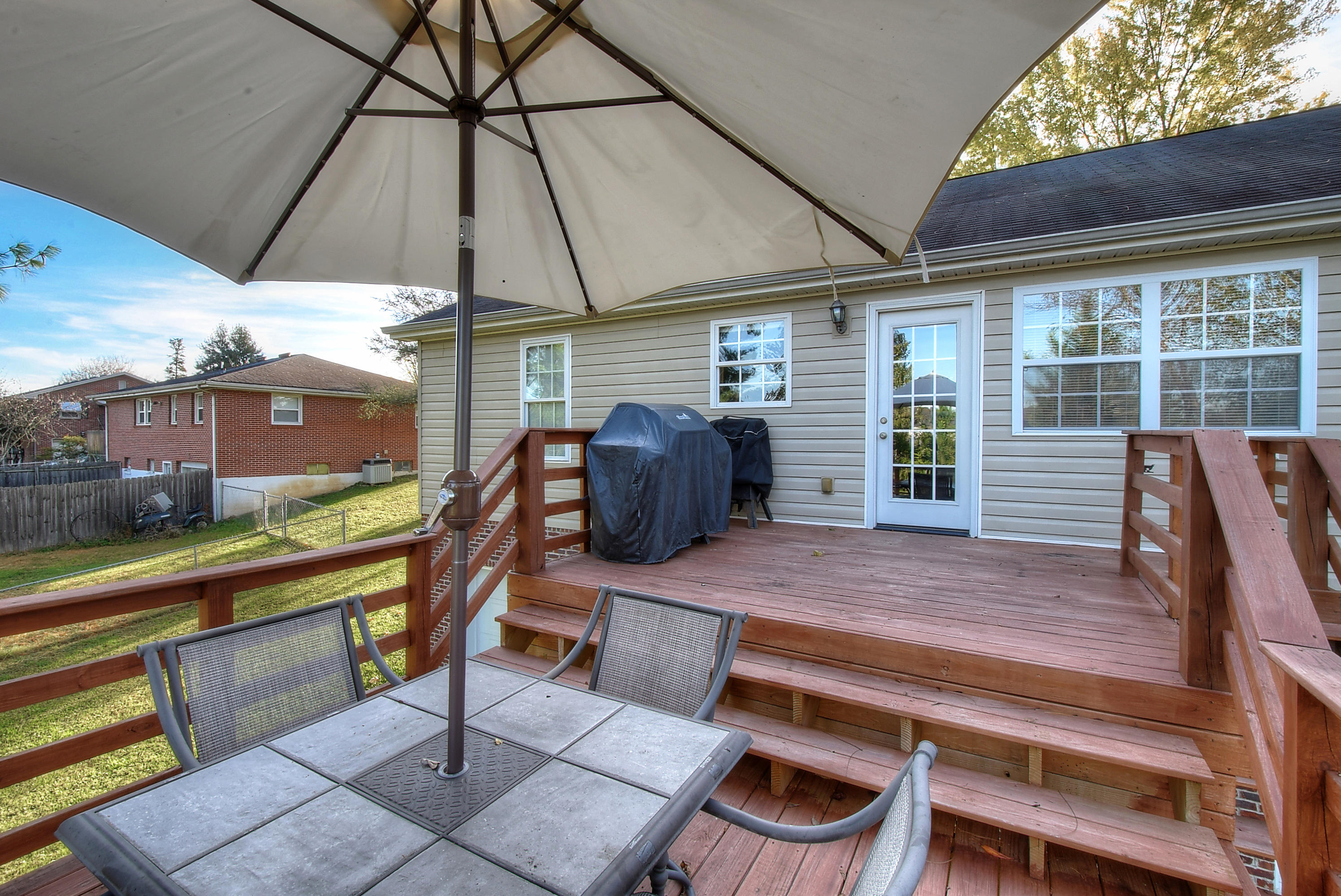 618 Ridgeview Drive Johnson City, TN 37604 - Photo 32 of 36 DSC_0148_49_50