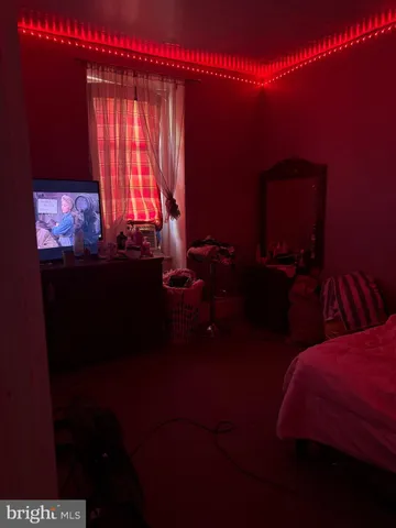 a view of entryway with workspace