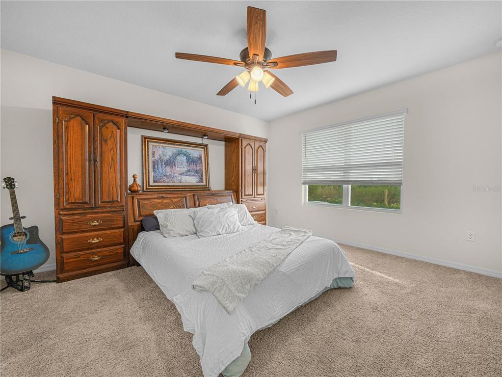 2805 Grandbury Grove Road Lakeland, FL 33811 - Photo 13 of 26