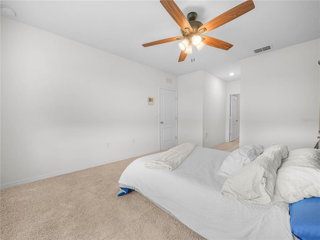 2805 Grandbury Grove Road Lakeland, FL 33811 - Photo 14 of 26