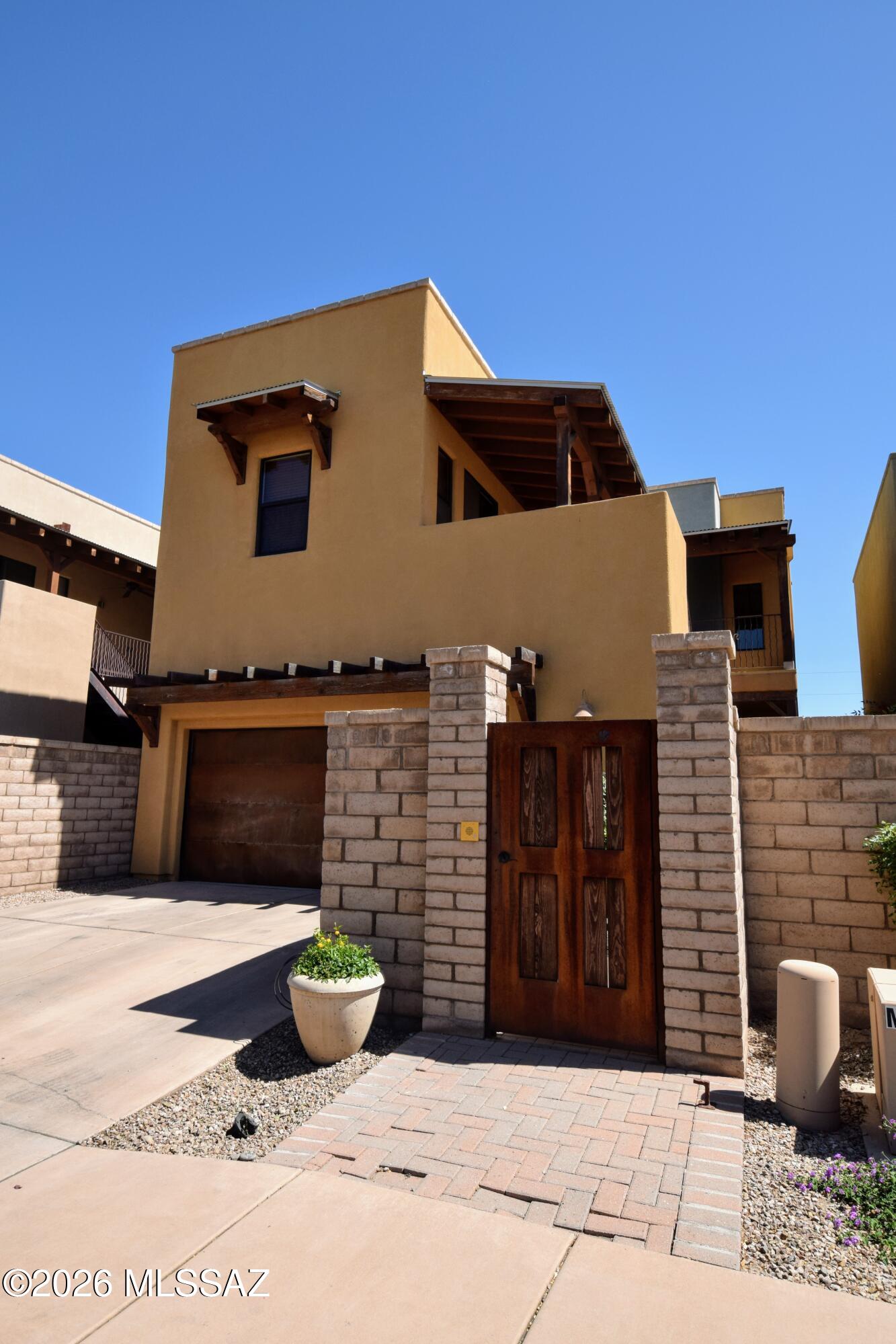 334 East Cedarvale Road Tucson, AZ 85704 - Photo 2 of 35 DSC_0017