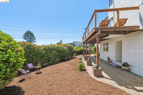 $1,499,000 | 708 Grizzly Peak Boulevard, Berkeley, CA 94708