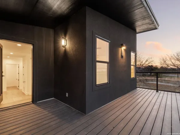 $3,600 | 242 Cassiano Street, San Antonio, TX 78204