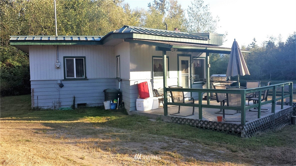 23701 Gunderson Road Mount Vernon, WA 98273 - Photo 8 of 11