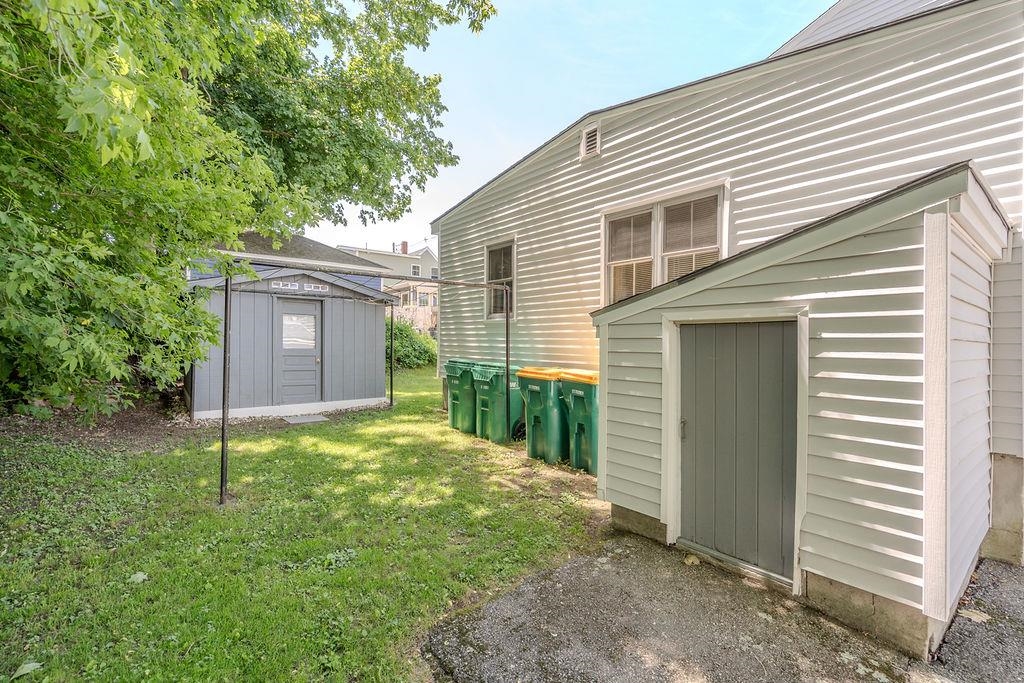 54 Maple Street Rochester, NH 03867 - Photo 37 of 43