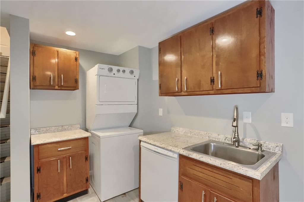 2501 Wildwood Road Allison Park, PA 15101 - Photo 13 of 21