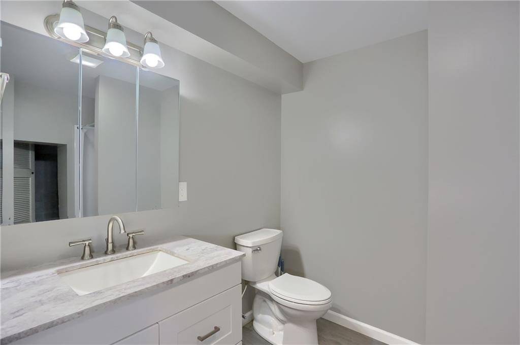2501 Wildwood Road Allison Park, PA 15101 - Photo 14 of 21