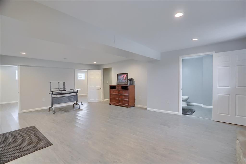 2501 Wildwood Road Allison Park, PA 15101 - Photo 7 of 21