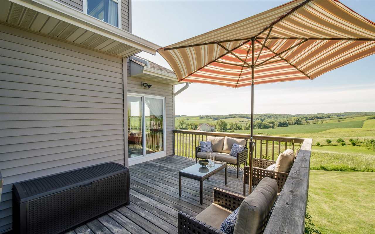 129 Woodridge Road Anamosa, IA 52205 - Photo 3 of 20 Gallery Image 3