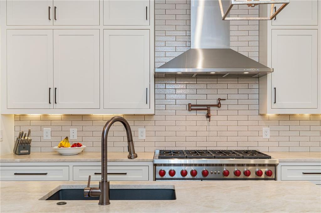 295 Marjean Way Alpharetta, GA 30009 - Photo 14 of 56