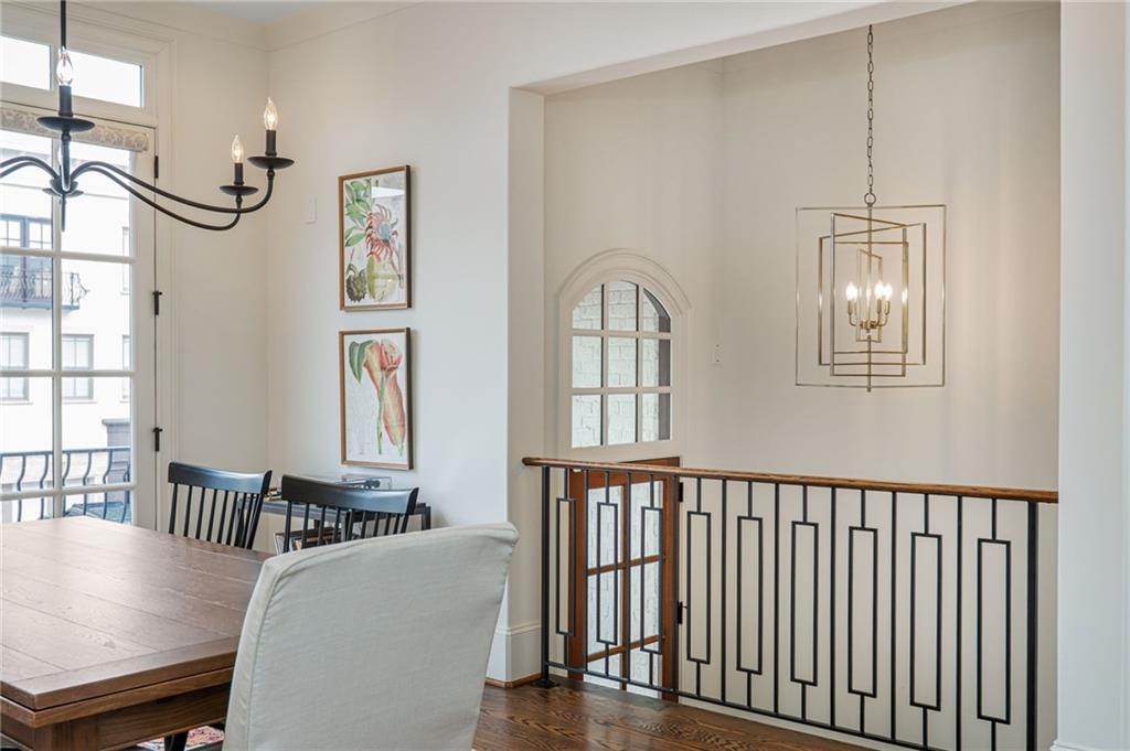 295 Marjean Way Alpharetta, GA 30009 - Photo 6 of 56