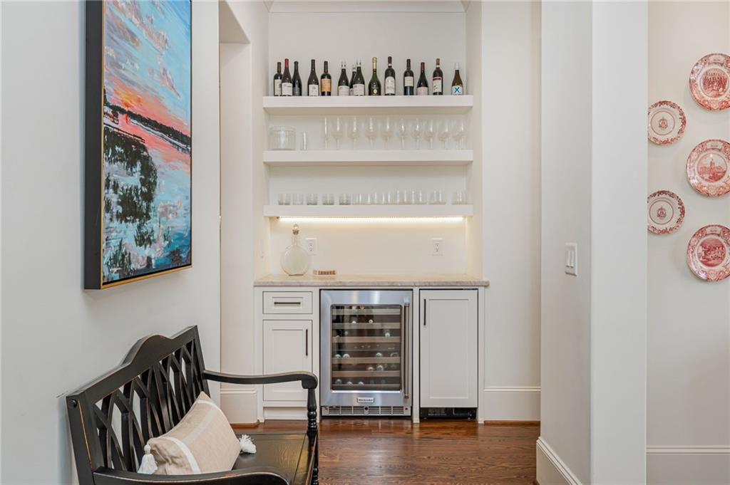 295 Marjean Way Alpharetta, GA 30009 - Photo 8 of 56