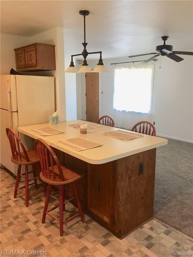 Eat-in Kitchen area