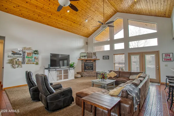 $979,900 | 2131 South Woodland Hills Lane, Pinetop, AZ 85935