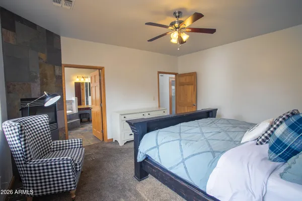 $979,900 | 2131 South Woodland Hills Lane, Pinetop, AZ 85935