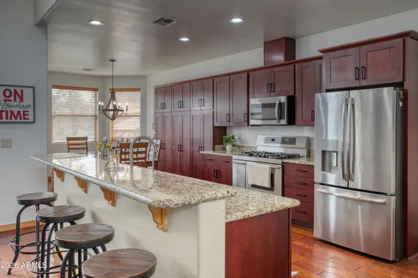 $979,900 | 2131 South Woodland Hills Lane, Pinetop, AZ 85935