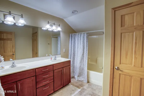 $979,900 | 2131 South Woodland Hills Lane, Pinetop, AZ 85935
