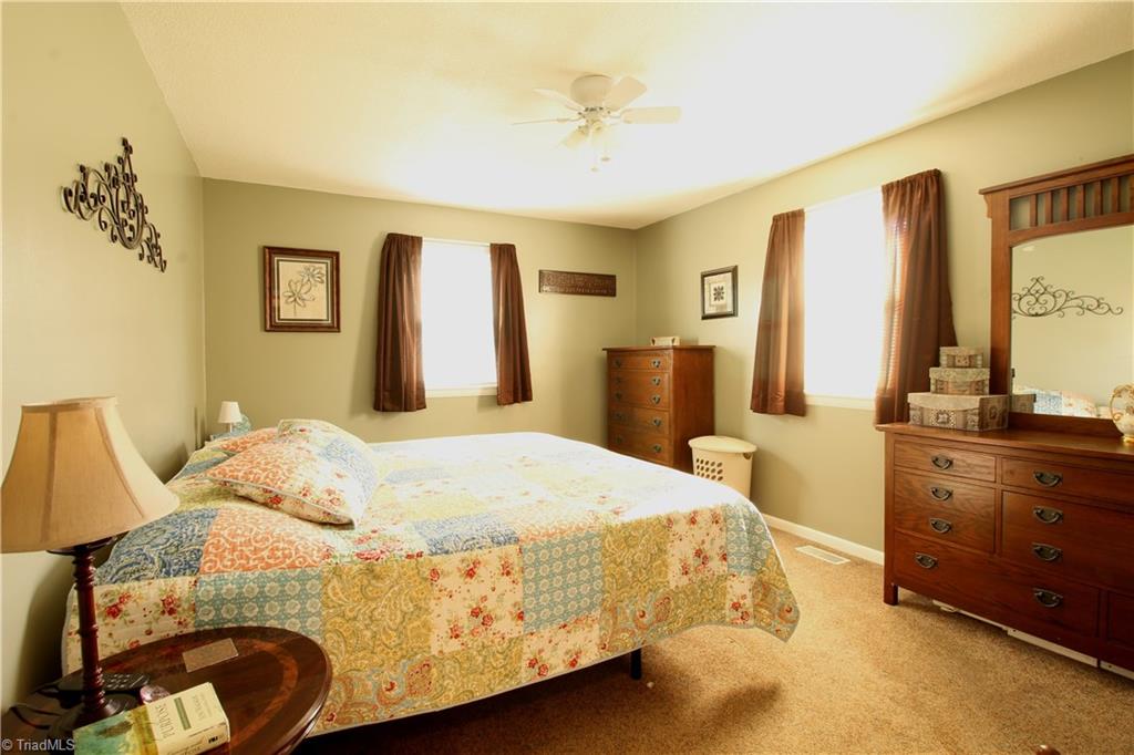 652 East L Myers Road Lexington, NC 27295 - Photo 11 of 18 Gallery Image 11