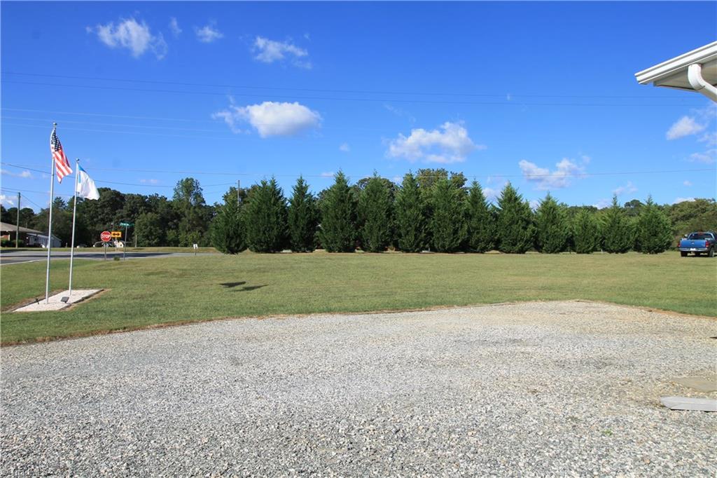 652 East L Myers Road Lexington, NC 27295 - Photo 15 of 18 Gallery Image 15