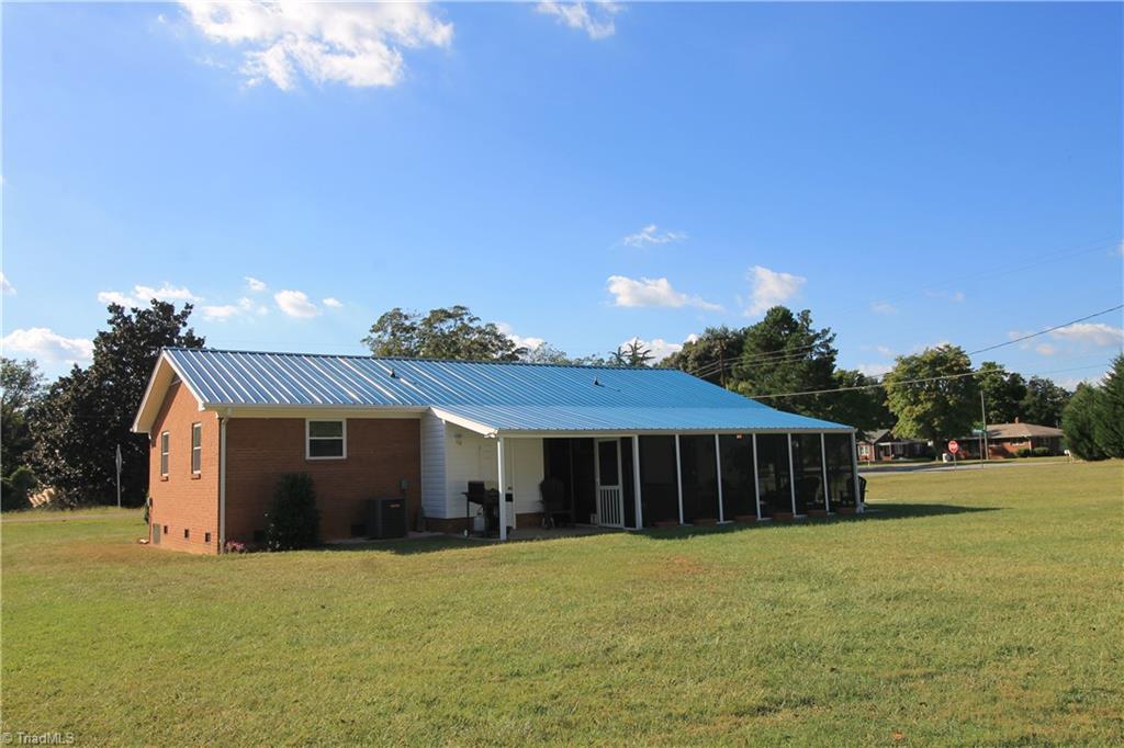 652 East L Myers Road Lexington, NC 27295 - Photo 17 of 18 Gallery Image 17