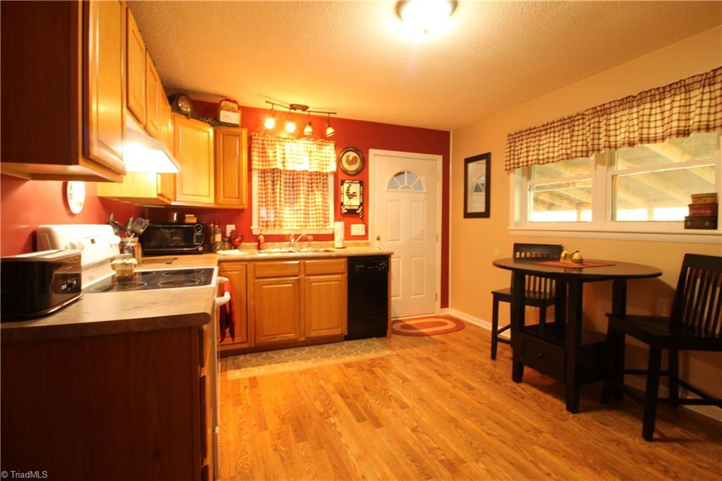 652 East L Myers Road Lexington, NC 27295 - Photo 7 of 18 Gallery Image 7
