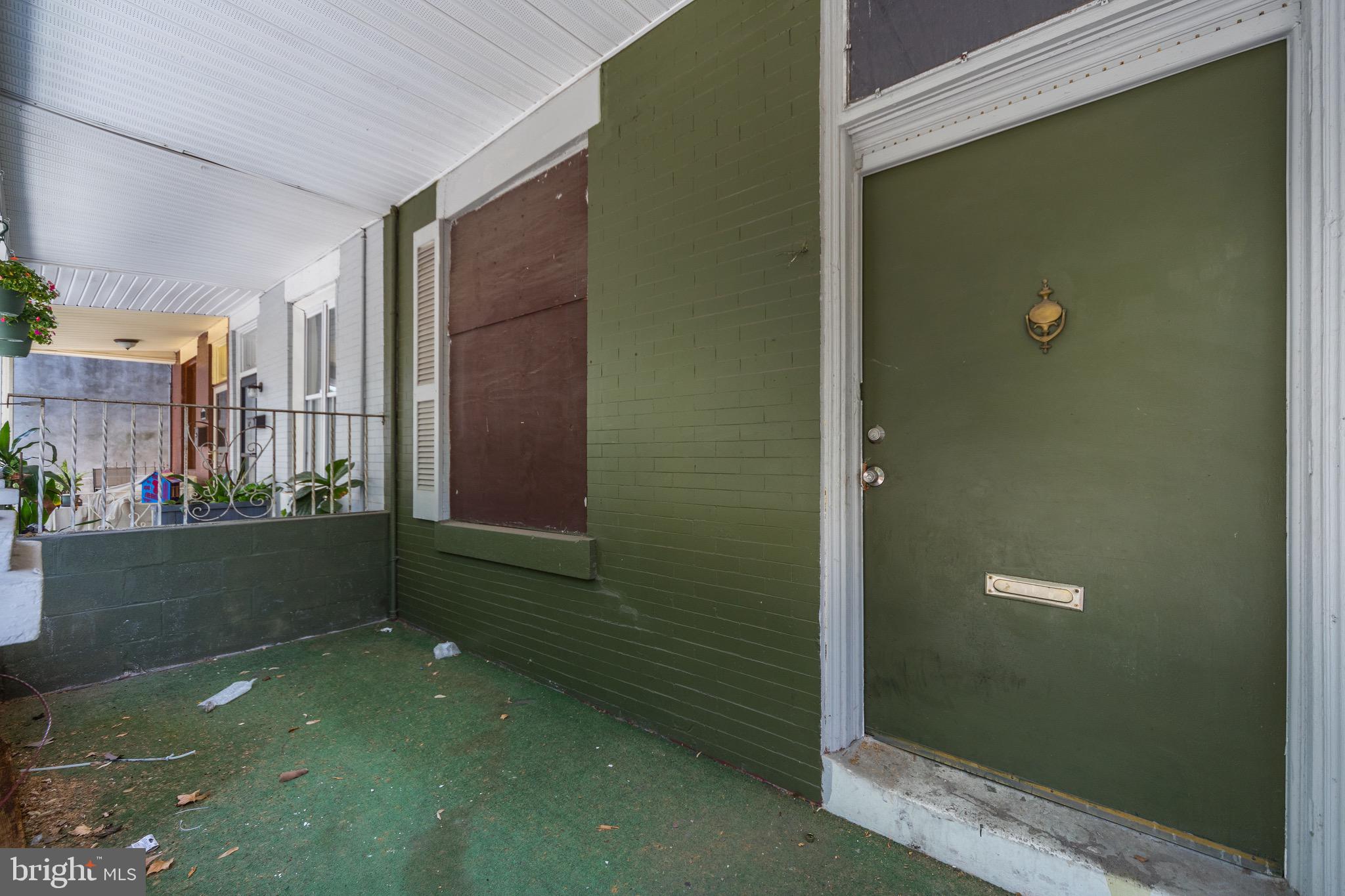2312 Reed Street Philadelphia, PA 19146 - Photo 5 of 23 a bathroom with a shower
