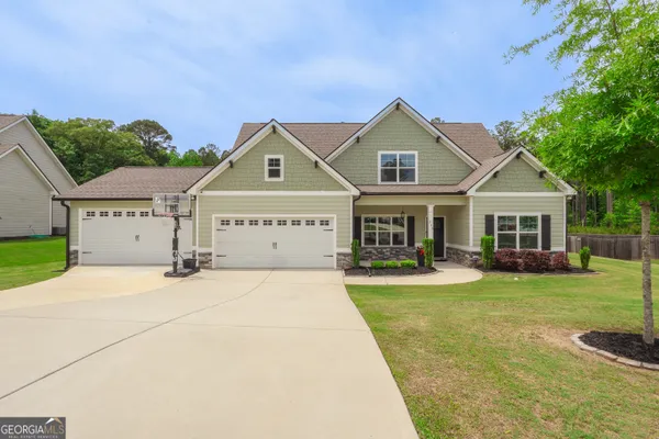 $625,000 | 250 Cushing Street, Senoia, GA 30276