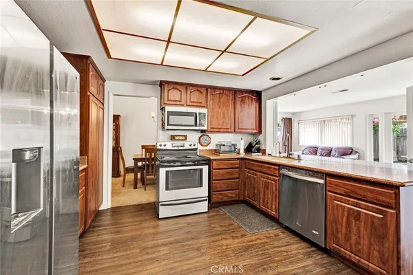 $1,199,900 | 1832 Brookshire Avenue, Tustin, CA 92780