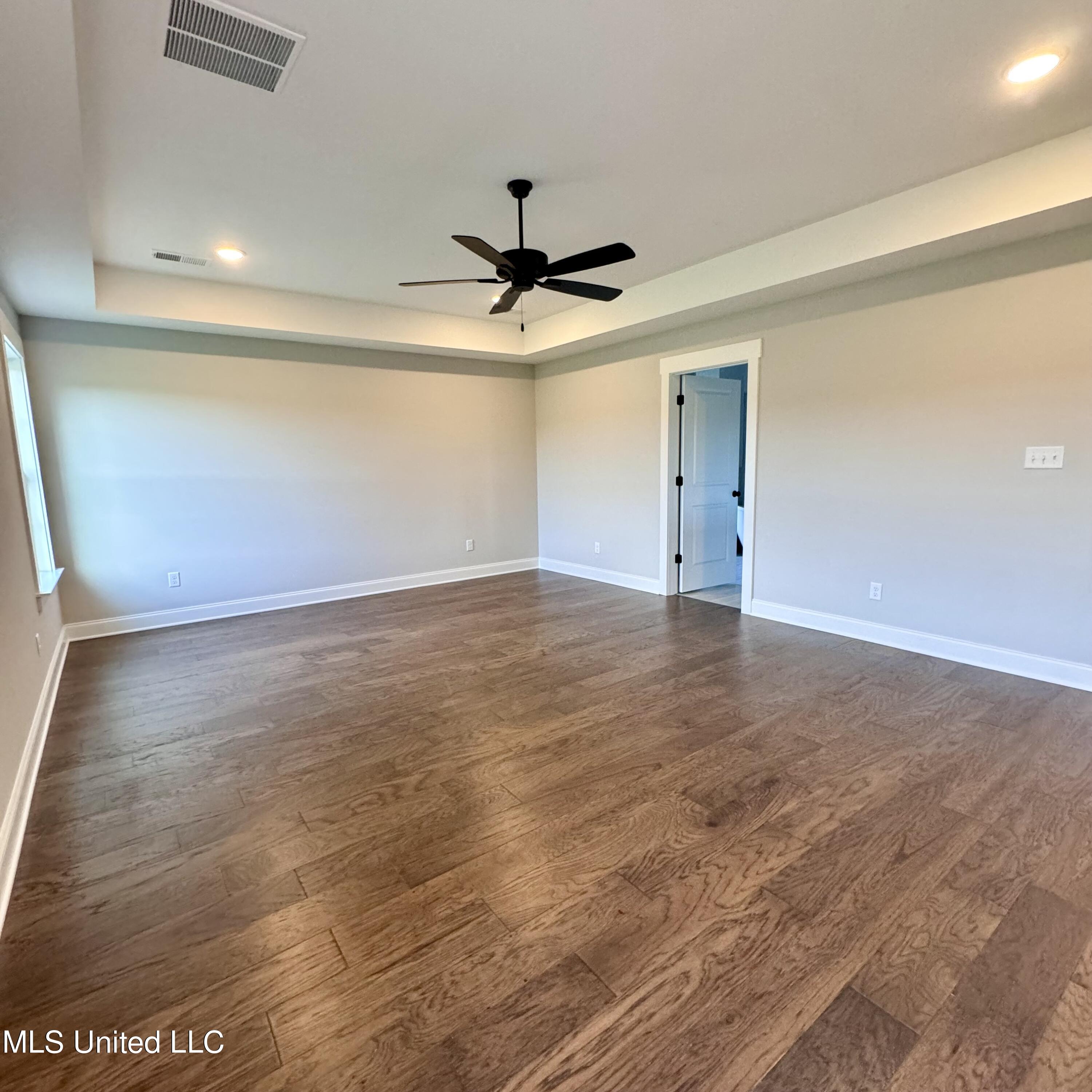 756 Wells Drive Hernando, MS 38632 - Photo 30 of 55 Iris primary