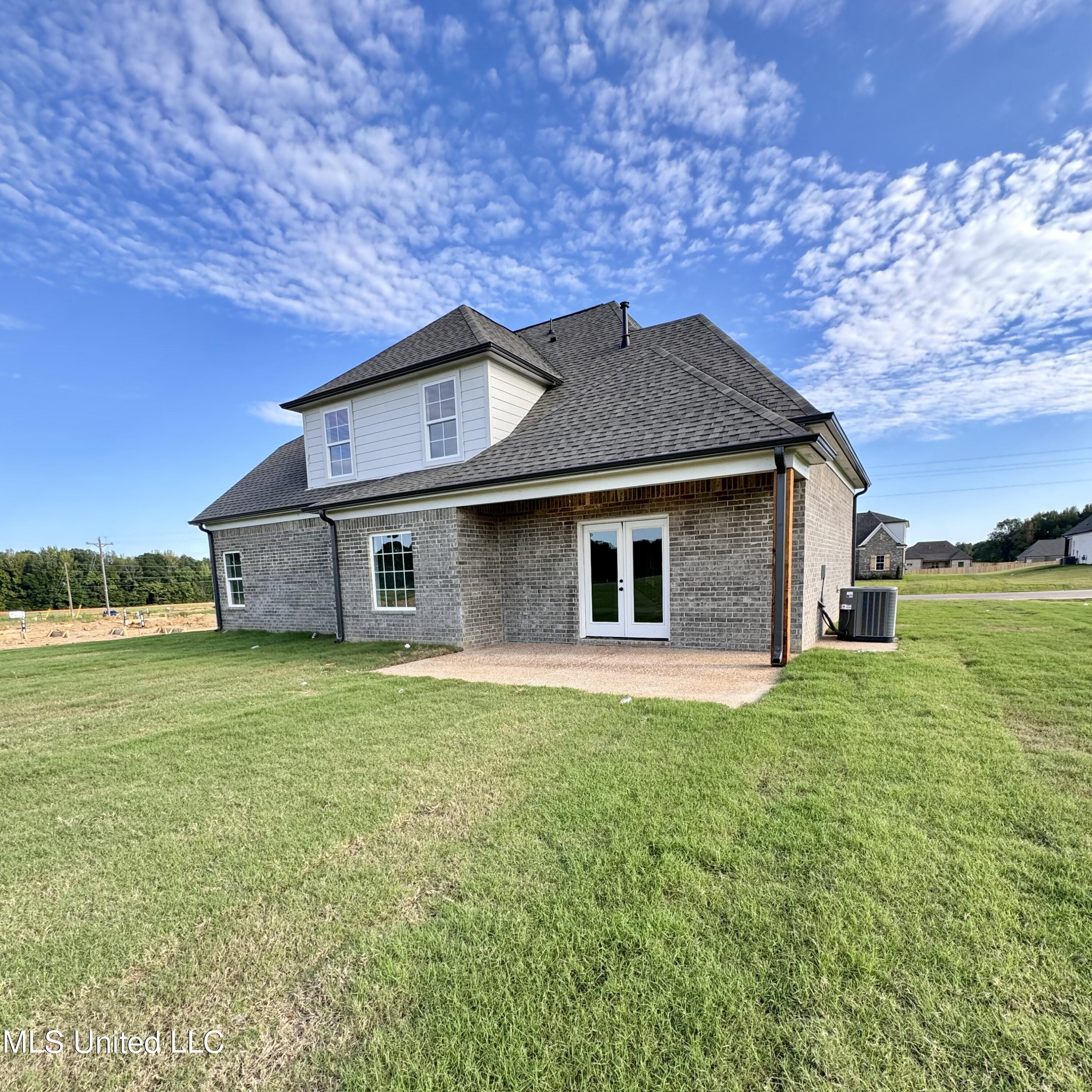 756 Wells Drive Hernando, MS 38632 - Photo 52 of 55 Iris