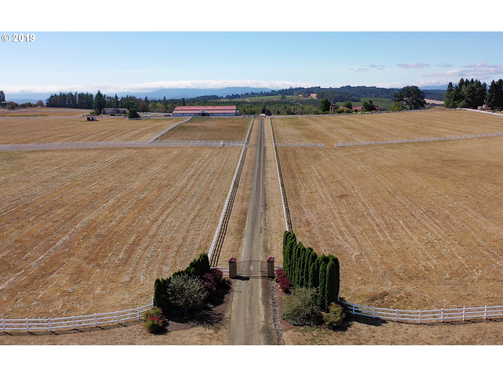 8360 Helmick Road Monmouth, OR 97361 - Photo 3 of 32